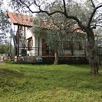 Smaro's House *