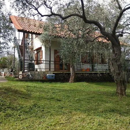 Smaro's House *
